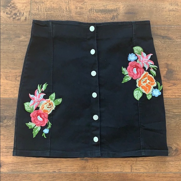 Jealous Tomato Embroidered Black Denim Mini Skirt - Picture 2 of 7